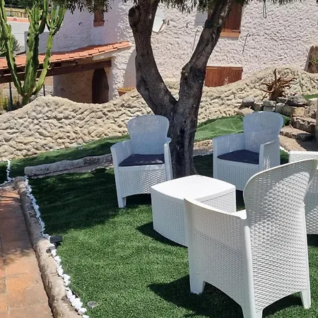 Vakantiehuis Caelia - Casa Con 3 Matrimoniali Con Bagni Interni