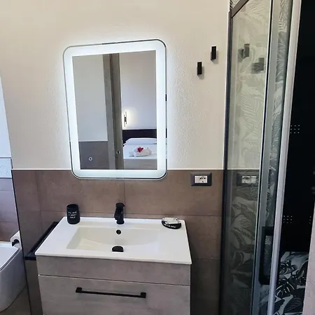Vakantiehuis Caelia - Casa Con 3 Matrimoniali Con Bagni Interni *