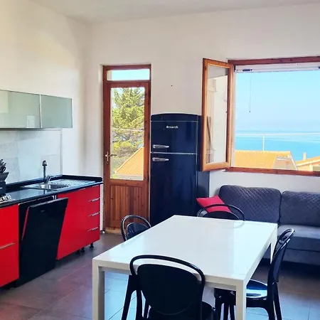 Caelia - Casa Con 3 Matrimoniali Con Bagni Interni Hébergement de vacances