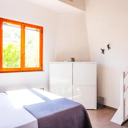 Semesterbostad Caelia - Casa Con 3 Matrimoniali Con Bagni Interni S'archittu Cuglieri