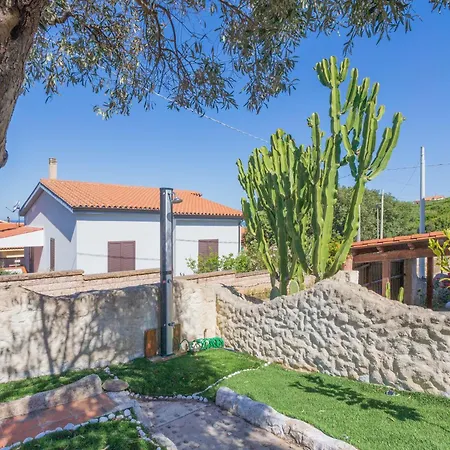Semesterbostad Caelia - Casa Con 3 Matrimoniali Con Bagni Interni S'archittu Cuglieri
