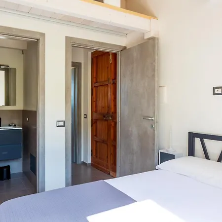 Caelia - Casa Con 3 Matrimoniali Con Bagni Interni Semesterbostad *