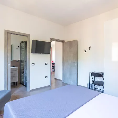 Caelia - Casa Con 3 Matrimoniali Con Bagni Interni Casa de Férias