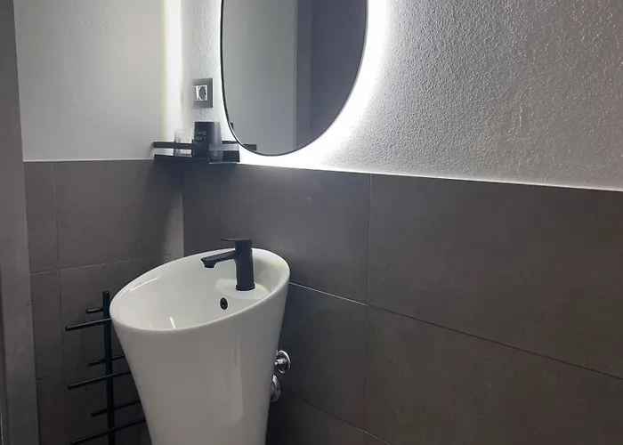 Caelia - Casa Con 3 Matrimoniali Con Bagni Interni *